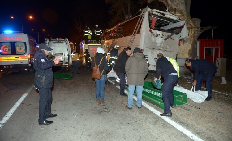 В Турции автобус попал в ДТП