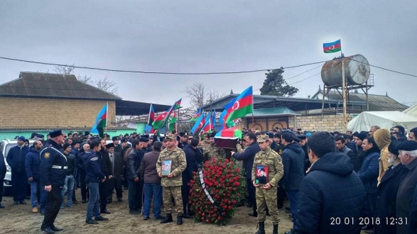 Азербайджанского шехида похоронили в Нефтчале