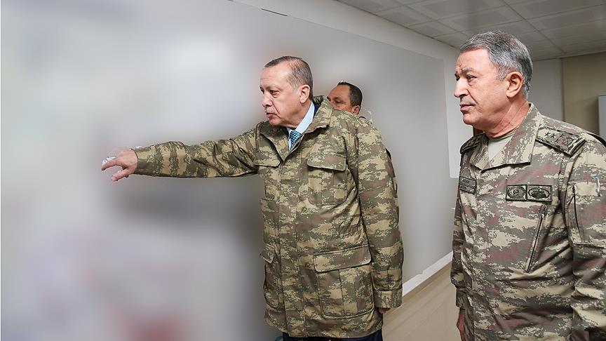 Эрдоган посетил границу с Сирией