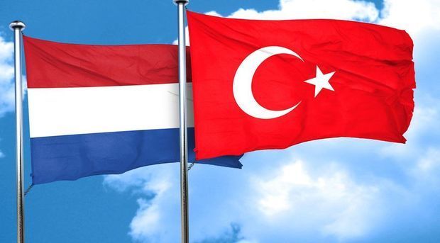 Турция готова помириться с Голландией