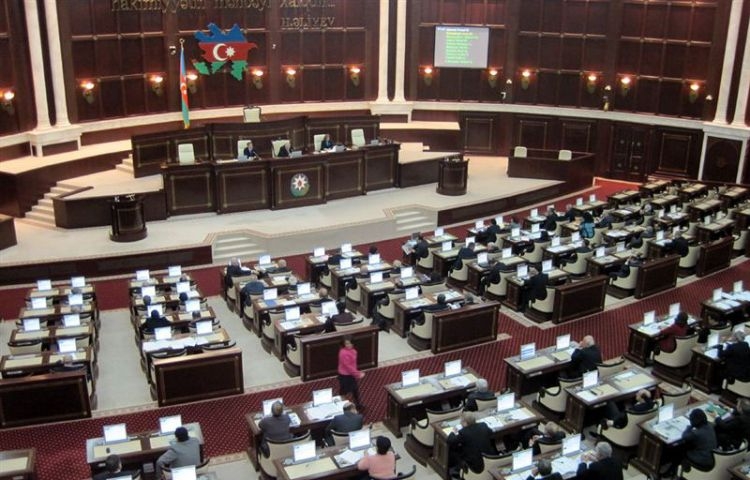 Sixteen issues included in agenda of Azerbaijani parliament's session