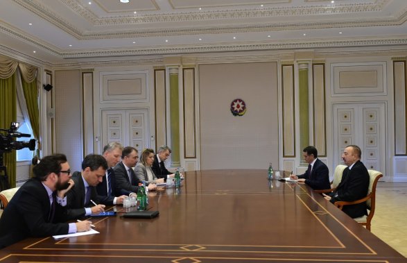 Эмиссар Евросоюза на переговорах с Ильхамом Алиевым - ФОТО