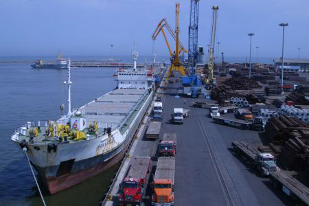 Iran ports see significant rise in metal product loading/unloading