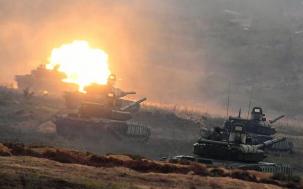 Qarabağdan İrəvana tanklar gətirilir: Atəş açacağıq  