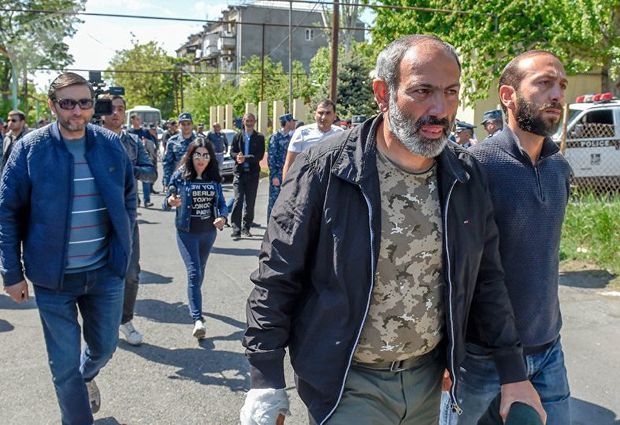 Пашинян встретился с главарем карабахских сепаратистов