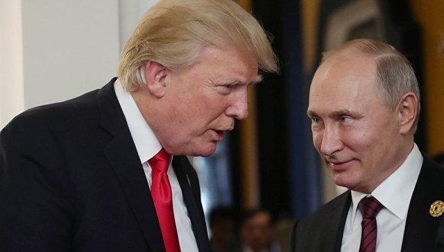 Трамп поздравил Путина со вступлением в должность