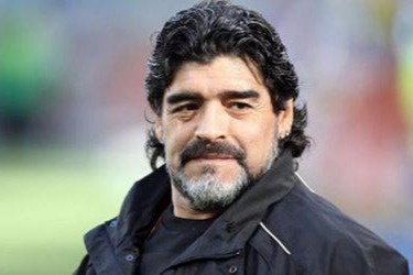 Maradona bu klubla danışıqlar aparır