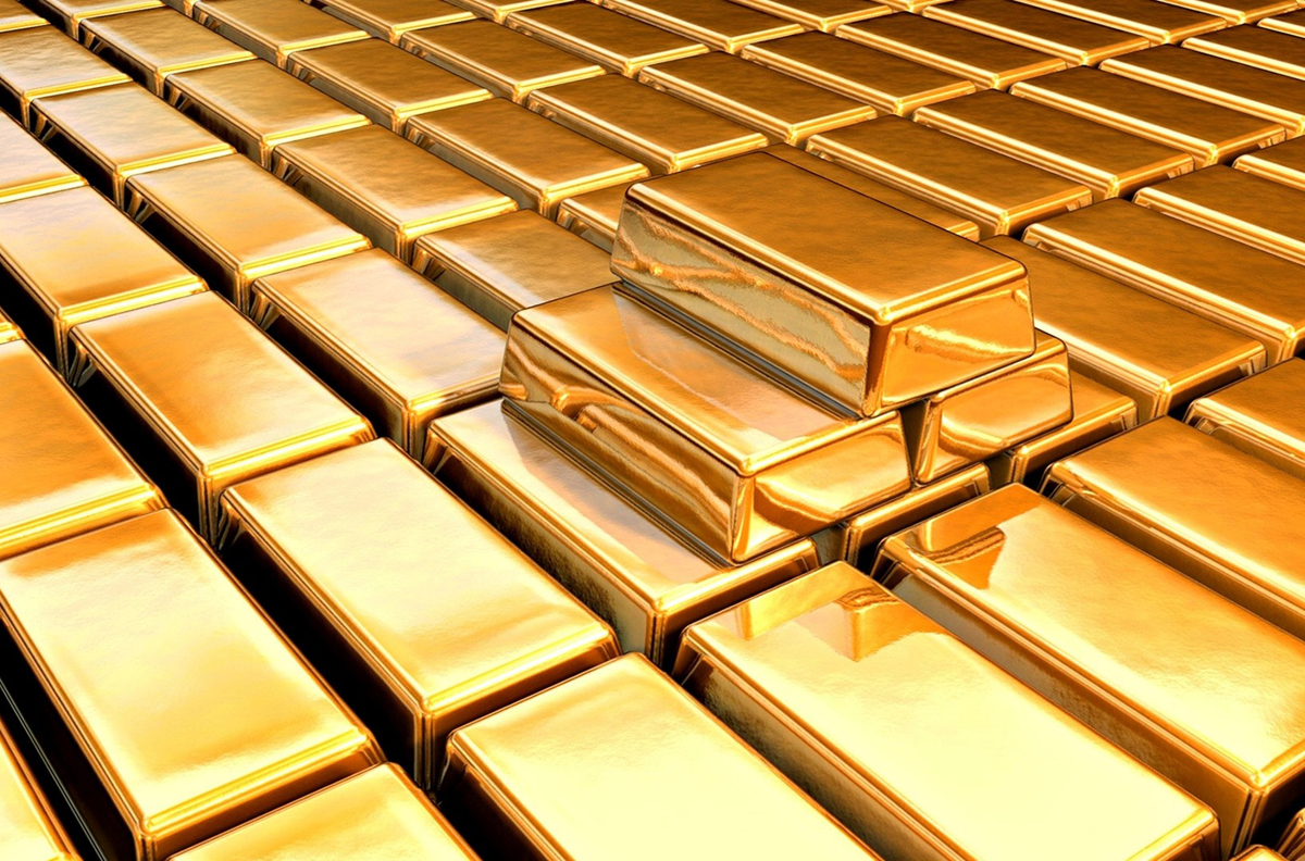 Gold price falls