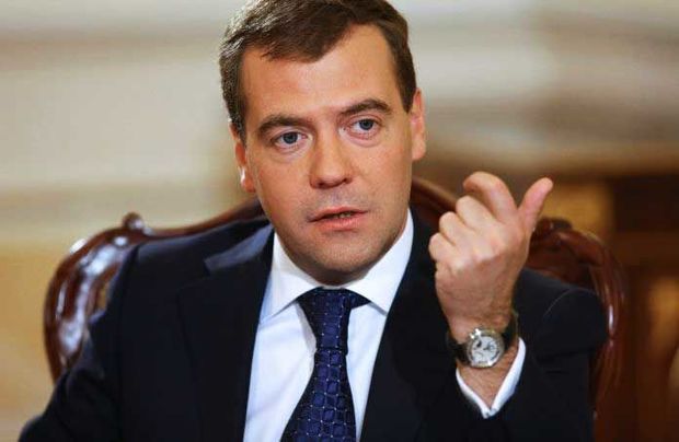 Medvedev İlham Əliyevə məktub ünvanladı