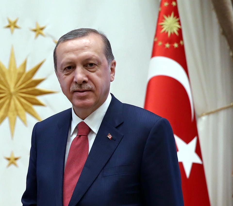 Впервые после переизбрания Эрдоган передал президентские полномочия