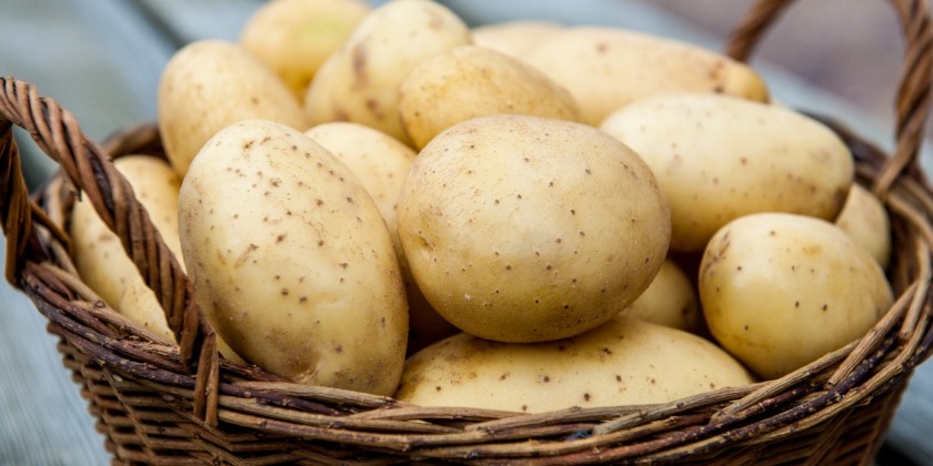 Азербайджан будет импортировать картофель и оливковое масло из Китая