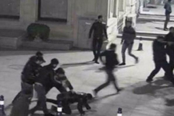 В Баку произошла массовая драка, есть пострадавший