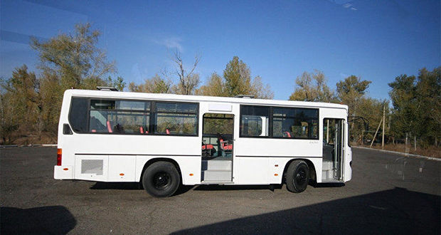 Гонки автобусов в Баку - ВИДЕО