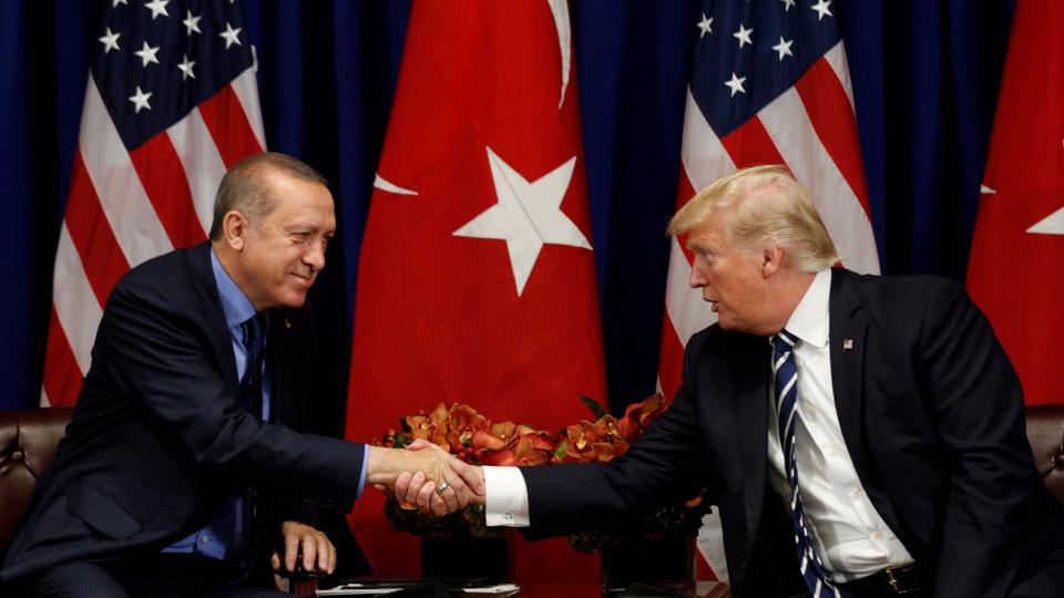 Между президентами Турции и США состоялся телефонный разговор