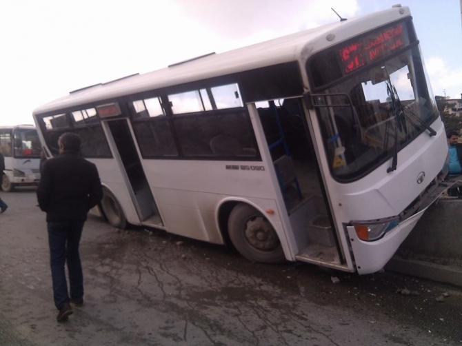 В России автобус с азербайджанцами попал в ДТП