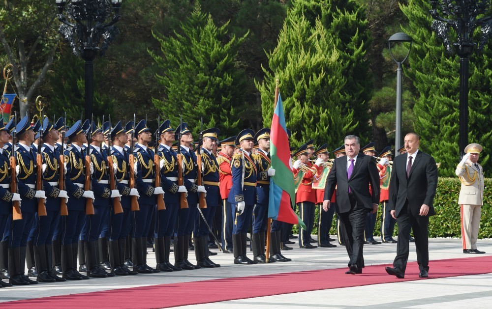 Состоялась церемония официальной встречи президента Таджикистана