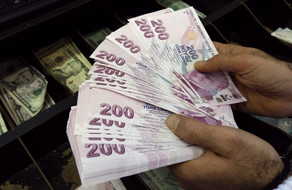 В Турции курс доллара превысил отметку 5,7 лир
