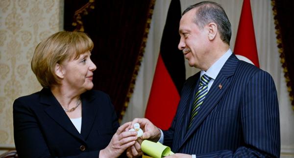   Меркель: Сильная турецкая экономика в наших интересах