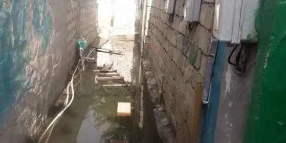 Sumqayıtda evləri su basdı - VİDEO