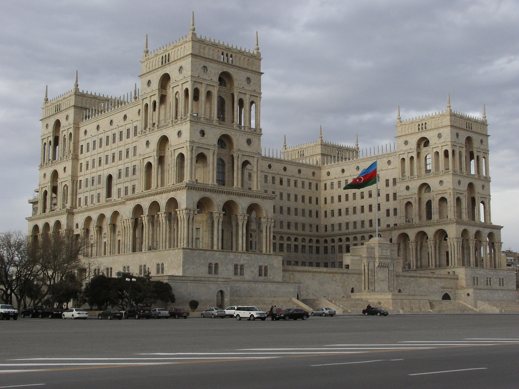 В центре Баку перекроют дороги 
