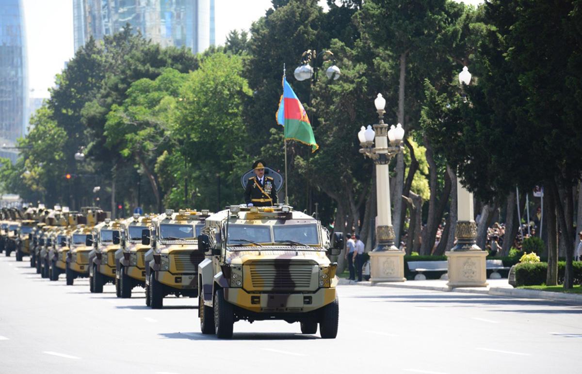 Армия Азербайджана приступает к шикоромасштабным учениям