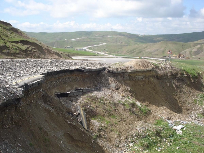 Sürüşmə zonalarının son vəziyyəti açıqlanıb