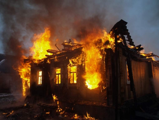 В Габале сгорел дом с арабами