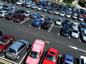 Изменены правила парковки транспортных средств