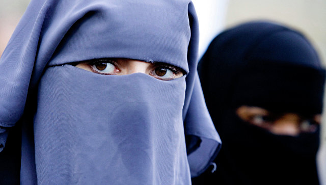 Ərəb ölkəsində niqab qadağan olundu