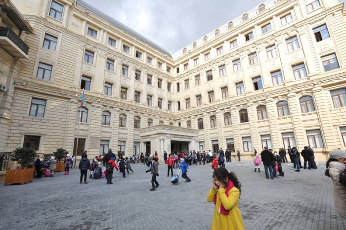 В Азербайджане пройдет конкурс по приему  директоров школ