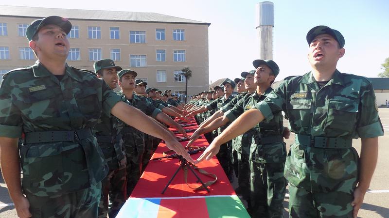 Azərbaycan Ordusunda “Açıq qapı günü” və andiçmə mərasimi keçirilir