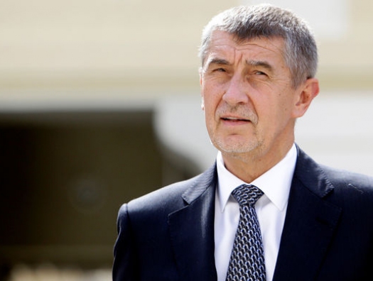 Сенат Чехии призвал премьера уйти в отставку