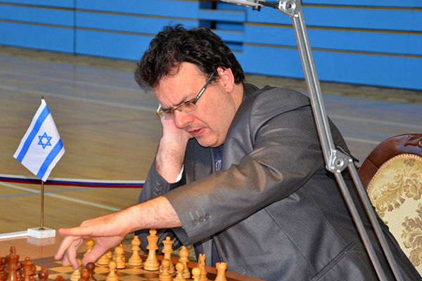 Бакинцу дали высокую должность в FIDE