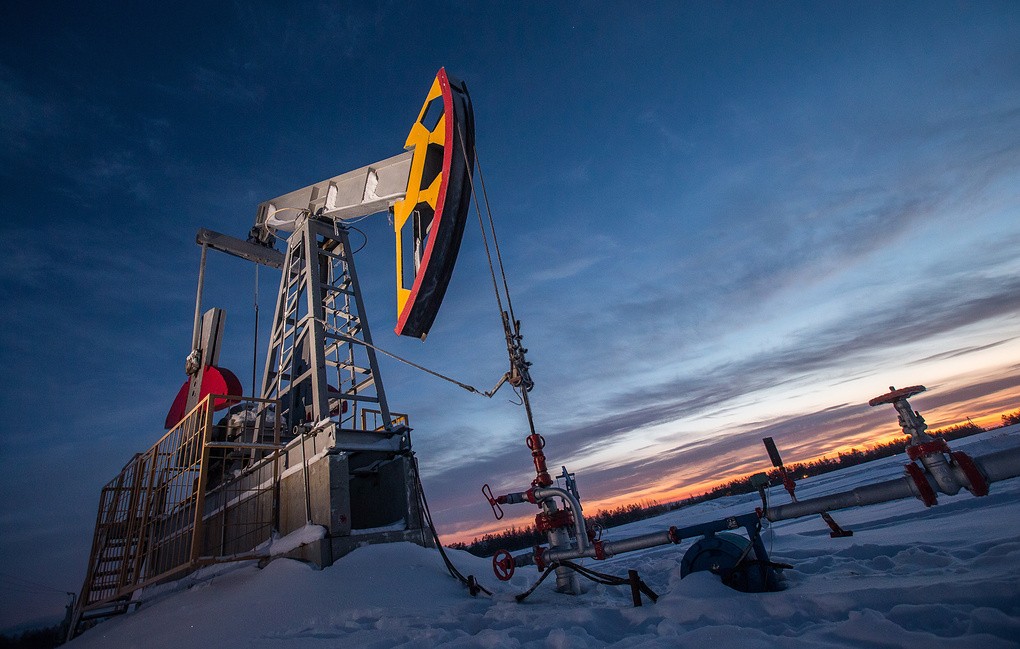 Министры ОПЕК+ согласились с необходимостью снижения добычи нефти