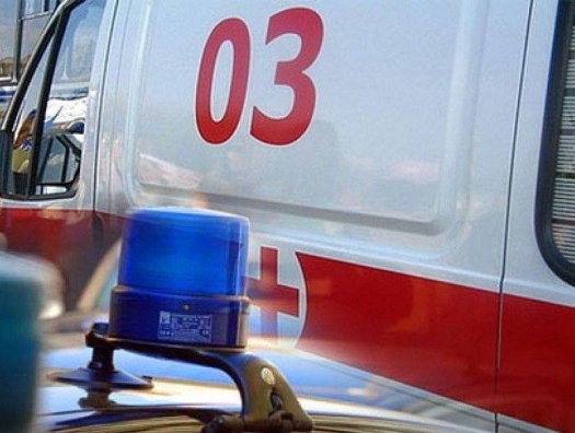 В Баку автобус с учениками попал в аварию
