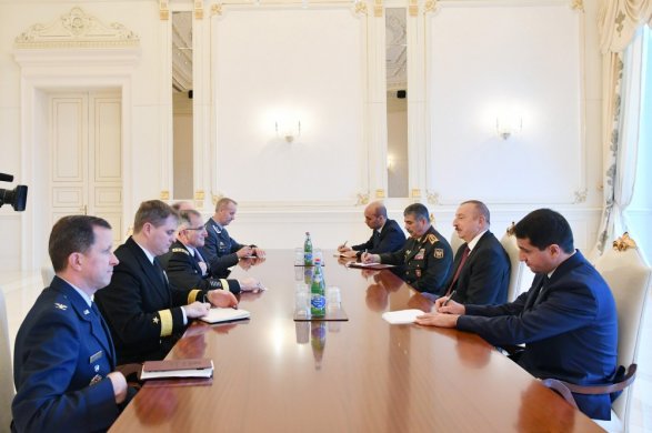 Верховное командование России и НАТО неожиданно прибывает в Баку
