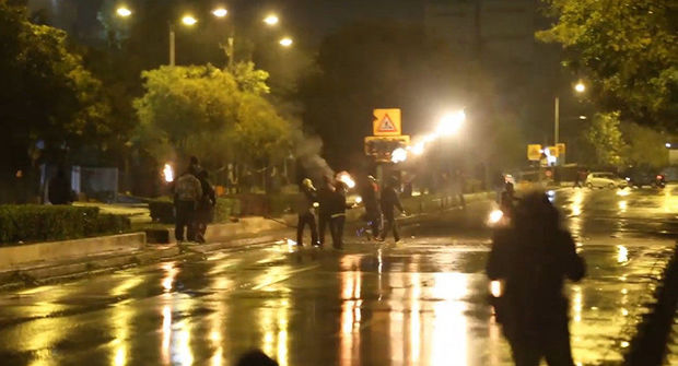 В Греции у здания телеканала прогремел взрыв