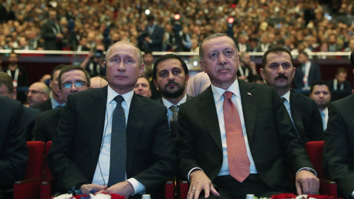 Эрдоган поздравил Путина и Трампа с Рождеством и Новым годом