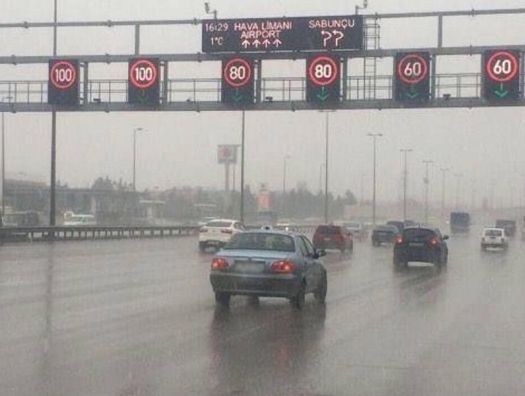 Водителей предупредили в связи с дождливой погодой