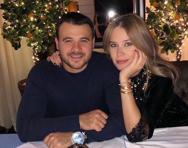 Emin Ağalarov yeni doğulan körpəsi ilə - FOTO