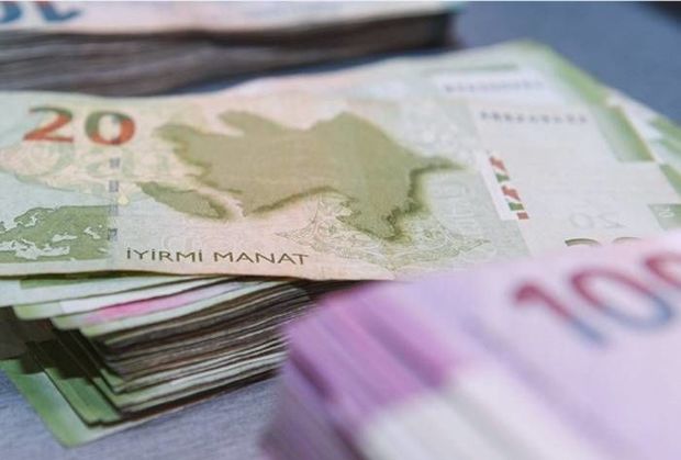 В Азербайджане выросла среднемесячная зарплата