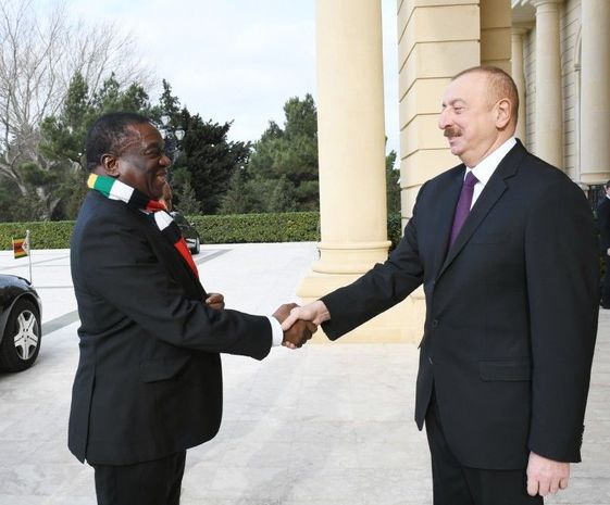 İlham Əliyev Zimbabve prezidenti ilə görüşüb - FOTO