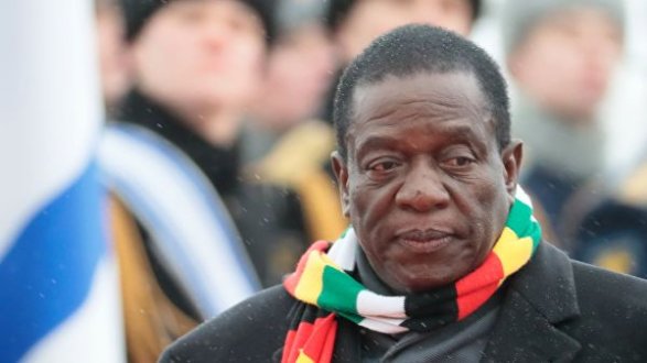 Президент Зимбабве не поедет на форум в Давос