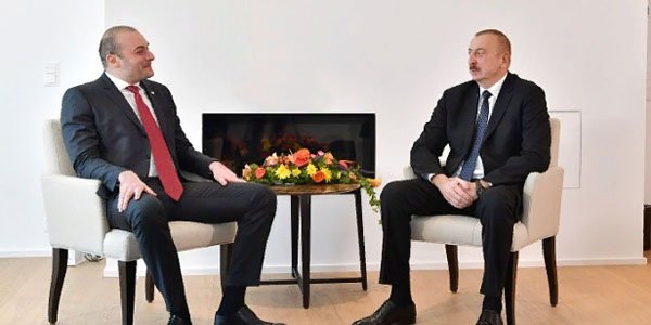 Prezident Gürcüstanın baş naziri ilə görüşdü