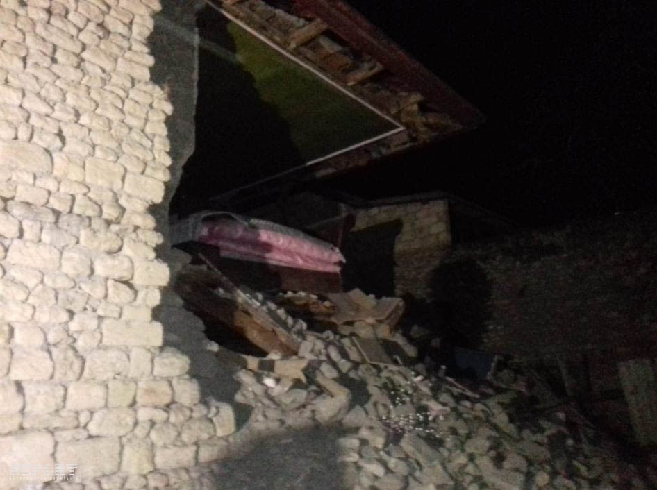 В результате землетрясения в Шамахе есть пострадавшие и разрушения – ФОТО