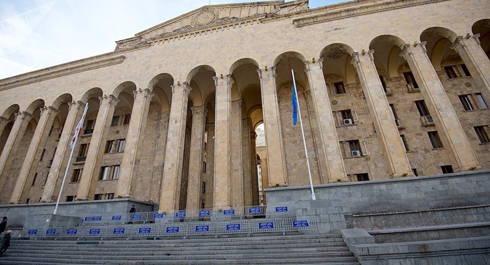 Issue of erecting bust to Karabakh separatist raised in Georgian Parliament
