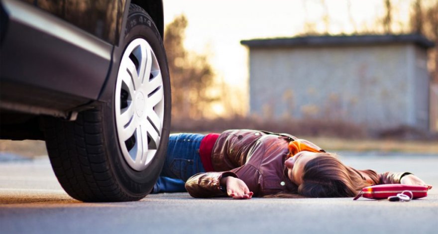 В Баку 23-летний водитель насмерть сбил пешехода и сбежал