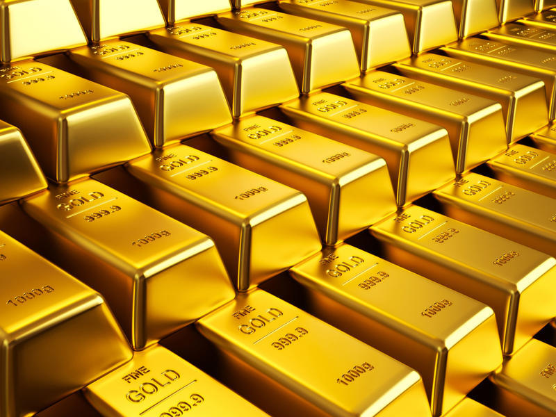 Азербайджан экспортировал почти три тонны золота