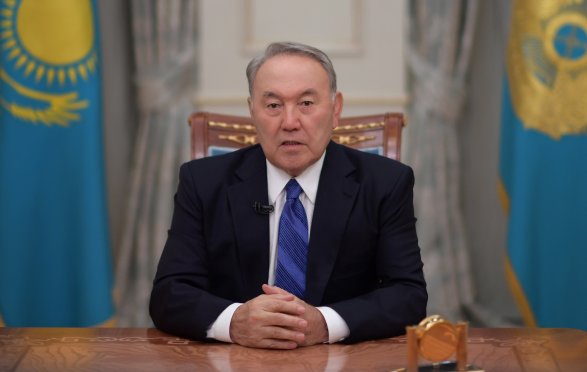 Назарбаев разогнал правительство