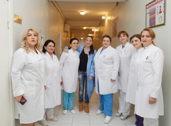 Лейла Алиева посетила родильный дом - ФОТО